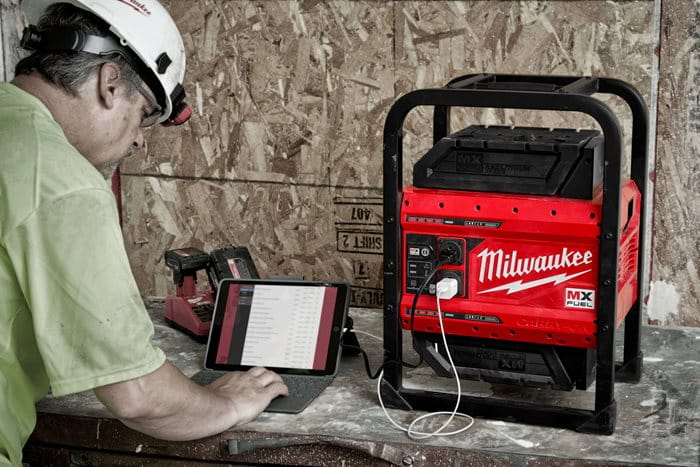 Generator 1800W Milwaukee MXF PS-602 AKU (2x MXF XC406) - 4933479266