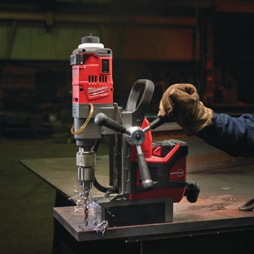Wiertnica magnetyczna Milwaukee M18 FMDP-502C AKU 18V (2x 5.0 Ah) - 4933451012