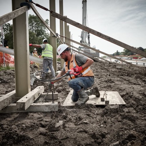 Wibrator igłowy do betonu Milwaukee M18 FCVN12-551 AKU 18V (5.5 Ah) - 4933479597