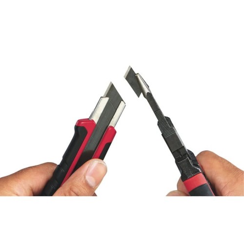 Nóż ręczny 18mm Milwaukee SNAP KNIVES - 48221961