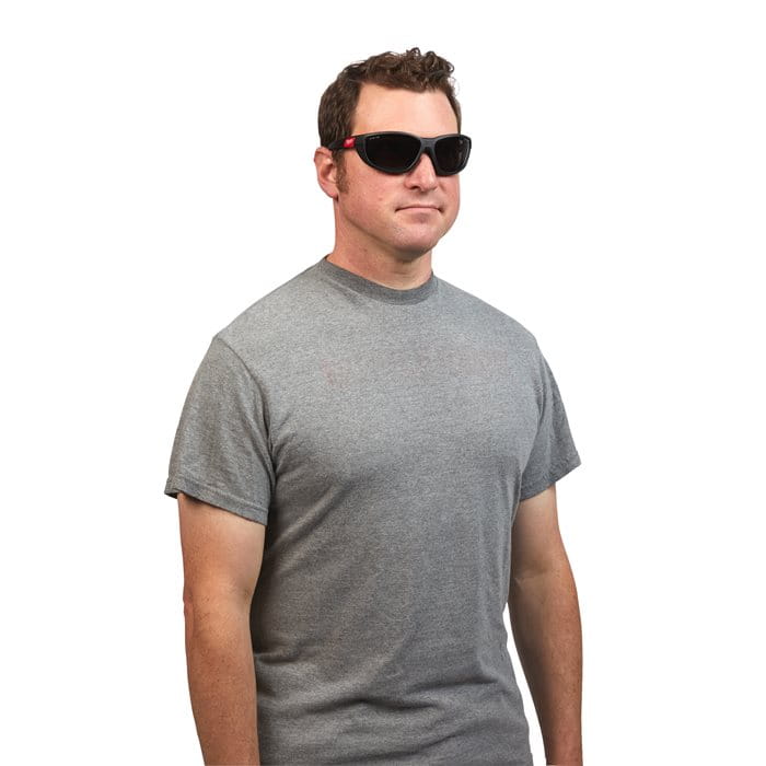 Okulary premium z uszczelką ciemne Milwaukee - 4932471886