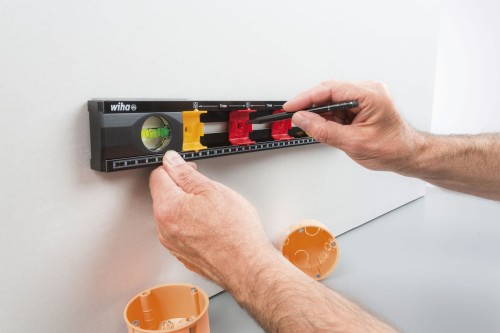 Anw_SB24691_Elektriker_Wasserwaage_02.jpg