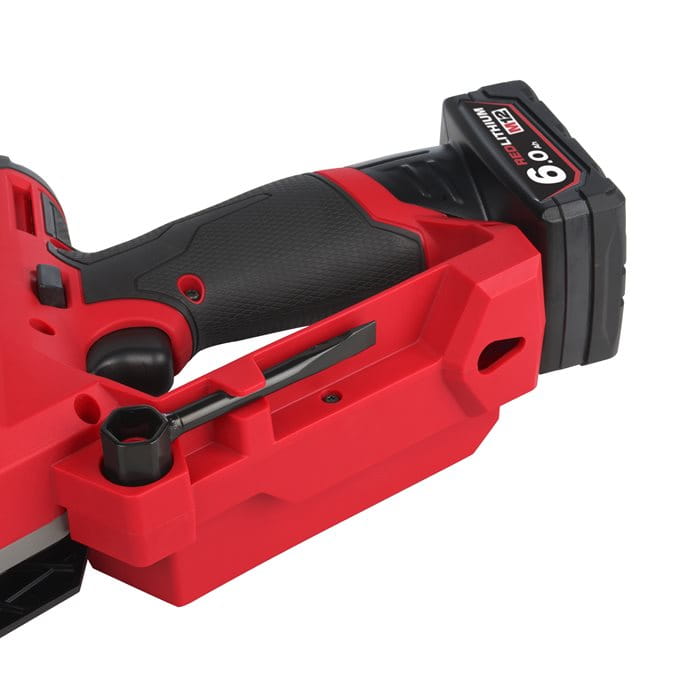 Pilarka łańcuchowa Milwaukee M12 FHS-602X AKU 12V (2x 6.0 Ah) - 4933472212