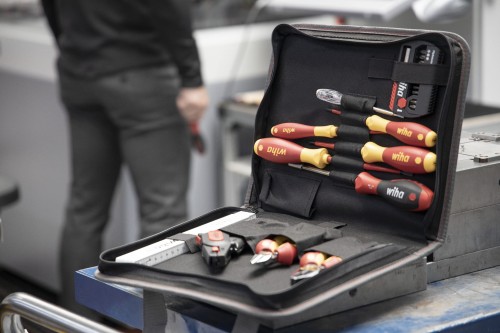Anw_9300035_Tool_set_electrician_07.jpg