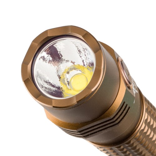 mactronic-sirius-t25-latarka-reczna-2500-lm-ladowalna (2).jpg