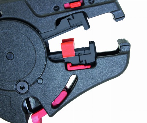 Det_Z57000106SB_AutomAbisolierzange_Messer_01.jpg
