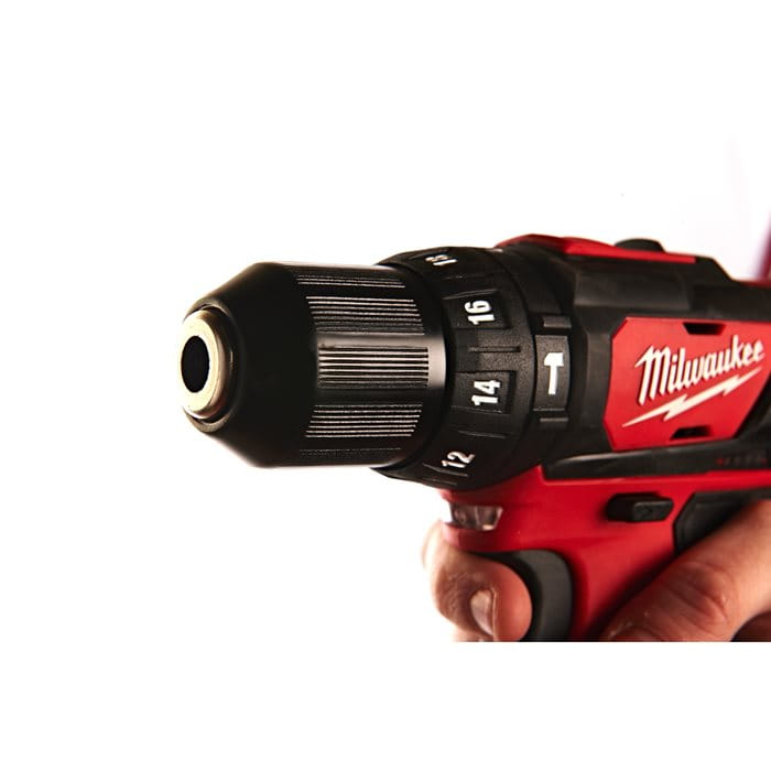 Wiertarko-wkrętarka udarowa Milwaukee M12 BPD-202C AKU 12V (2x 2.0 Ah) - 4933464264
