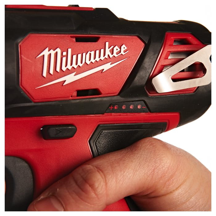 Wiertarko-wkrętarka udarowa Milwaukee M12 BPD-0 AKU 12V (bez aku) - 4933441950