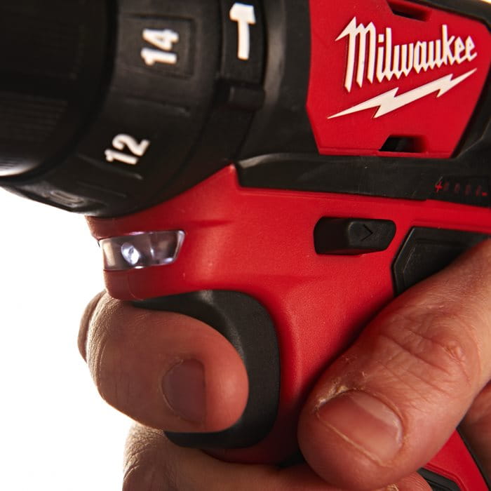 Wiertarko-wkrętarka udarowa Milwaukee M12 BPD-0 AKU 12V (bez aku) - 4933441950