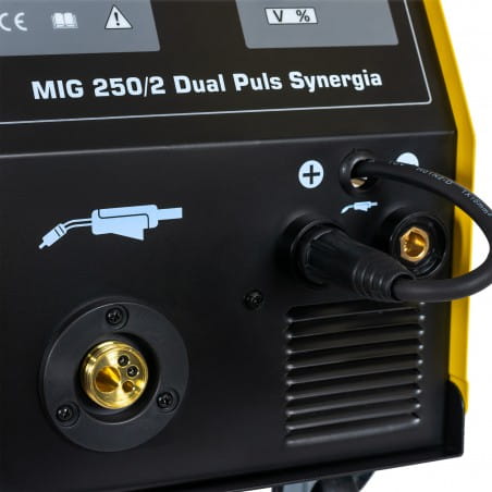 spawarka-inwerterowa-magnum-mig250-2-dual-puls-synergia-230-400v-200-250a (6).jpg