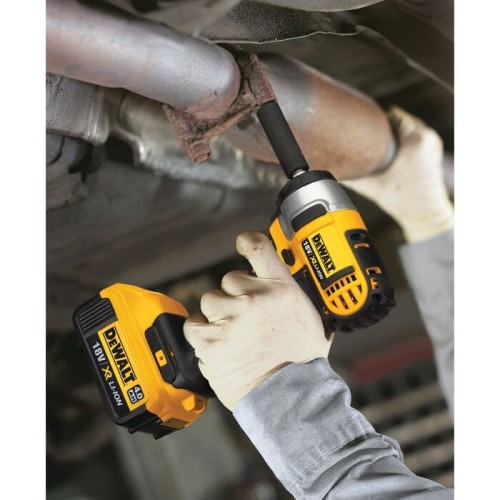 Klucz udarowy 1/2" 200Nm DeWalt DCF880M2 AKU 18V (2x 4.0 Ah)