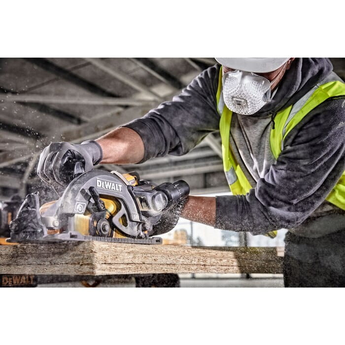 Pilarka tarczowa 190mm DeWalt DCS577N AKU 54V (bez aku)