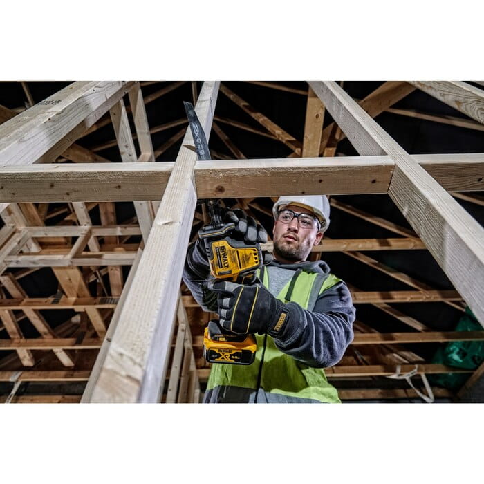 Piła szablasta DeWalt DCS369NT AKU 18V (bez aku)