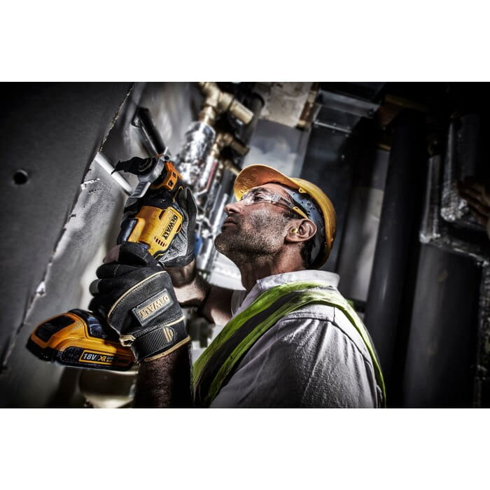 Urządzenie wielofunkcyjne DeWalt DCS356NT AKU 18V (bez aku)