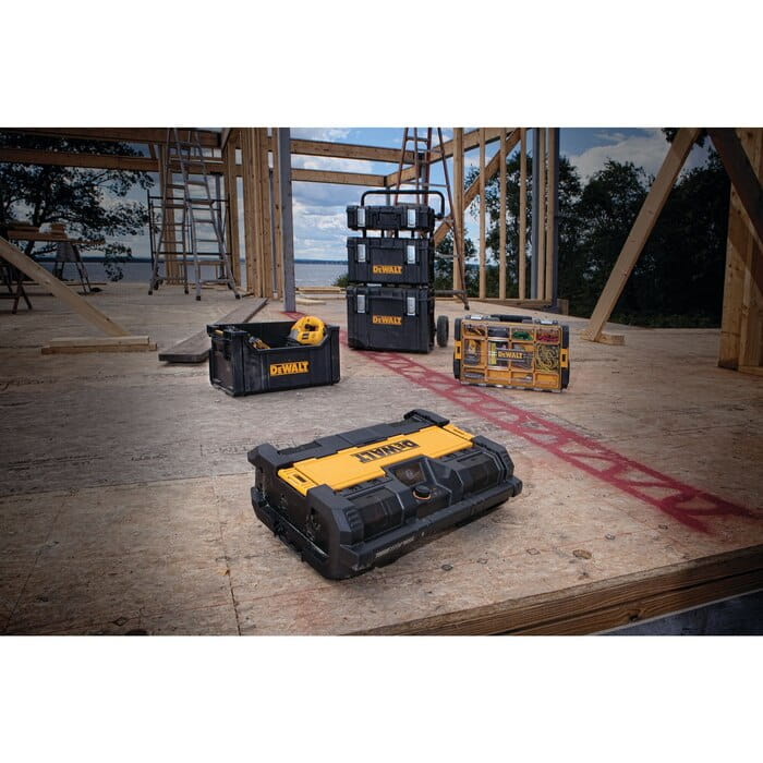 Radio budowlane DeWalt DWST1-75659-QW AKU 18V (bez aku)