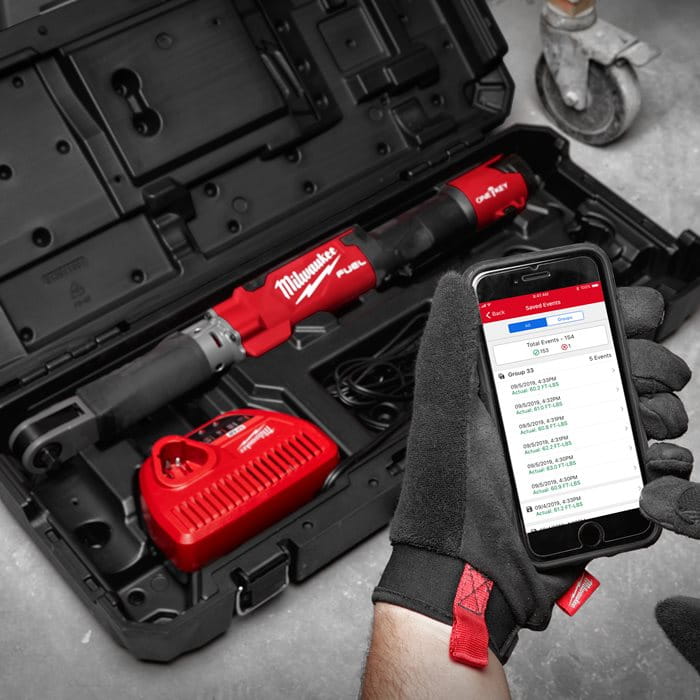Cyfrowy klucz dynamometryczny Milwaukee M12 ONEFTR12-201C  AKU 12V (2.0 Ah) - 4933464970
