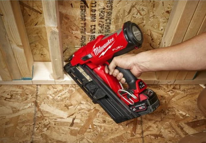 Gwoździarka 50-90mm Milwaukee M18 FFN-0C AKU 18V (bez aku) - 4933471406
