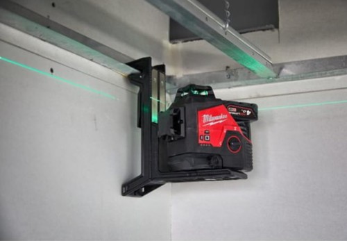 Laser płaszczyznowy Milwaukee M12 3PL-401C zielony (38m) AKU 12V (4.0 Ah) - 4933478102