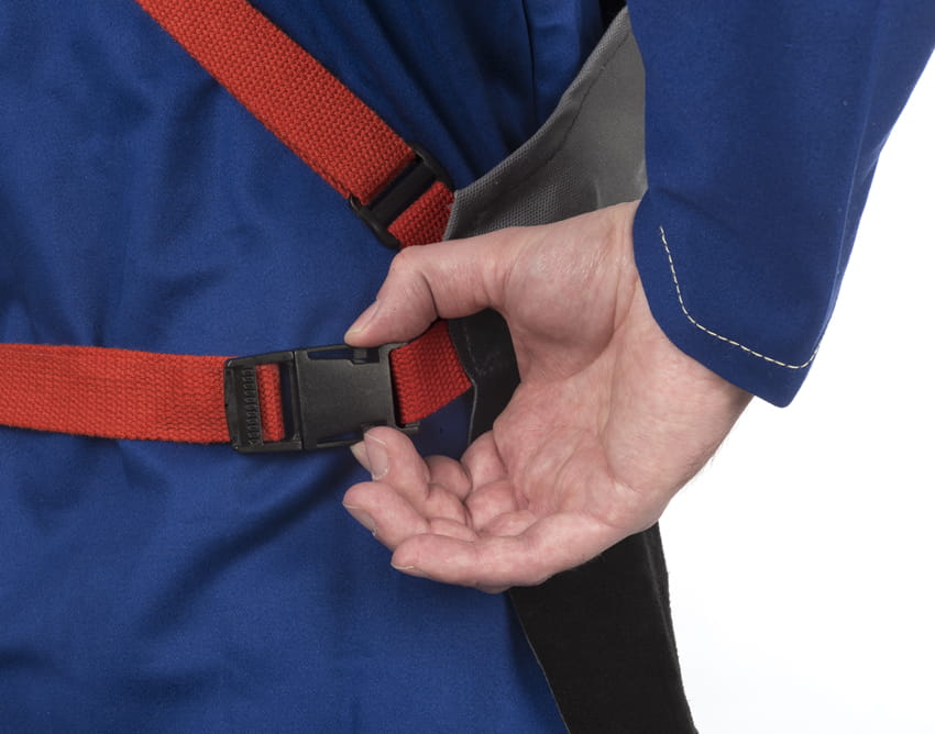 38-44-Apron-closure-850x668-LR-JPG.jpg