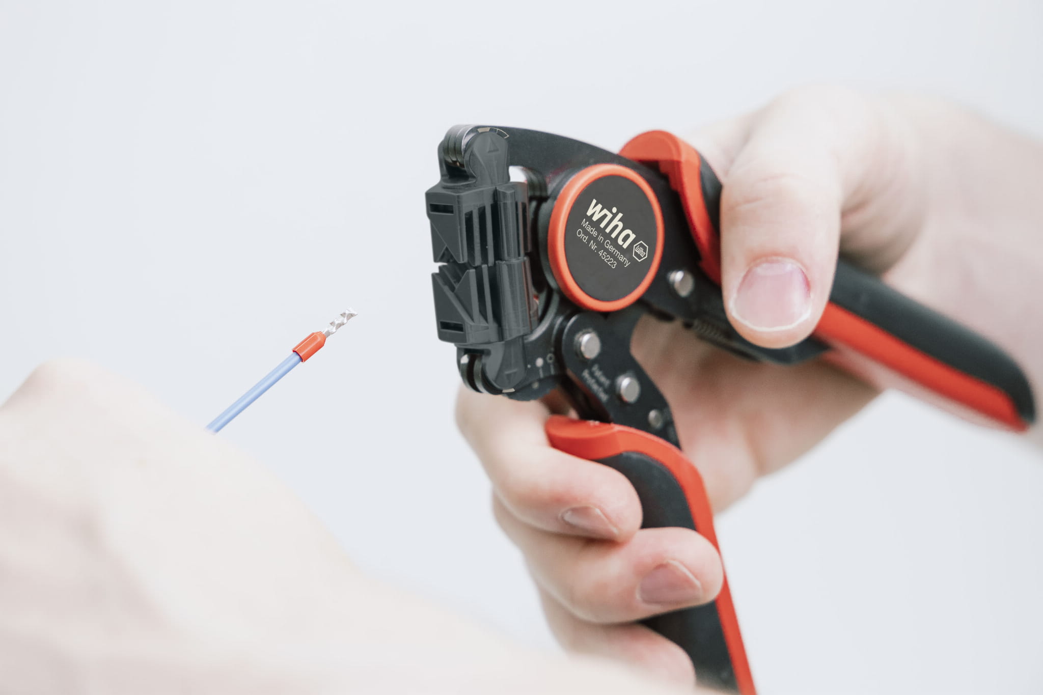 Anw_Z62000906SB_Crimping_Plier_Crimping_04.jpg