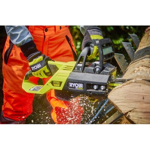 imgi_11_RYOBI-RAC258L-rozmiar-L-lifestyle-2.jpg