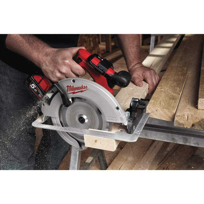 Pilarka tarczowa 190mm Milwaukee M18 BLCS66-0X AKU 18V (bez aku) - 4933464589