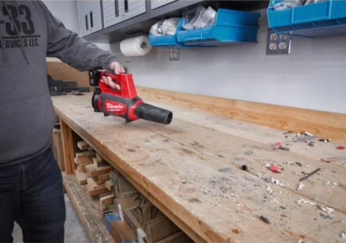Dmuchawa Milwaukee M12 BBL-0 AKU 12V (bez aku) - 4933472214