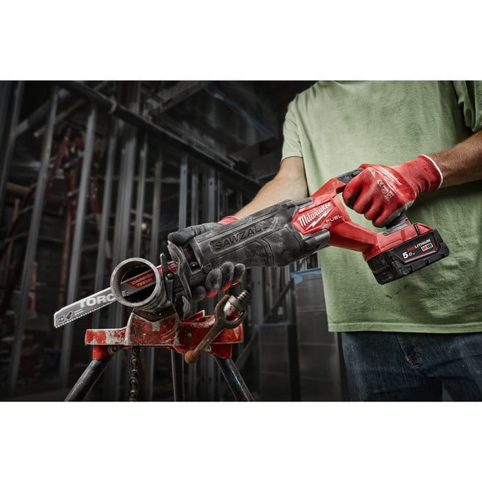 Piła szablasta Milwaukee M18 FSZ-0X AKU 18V (bez aku) - 4933478293