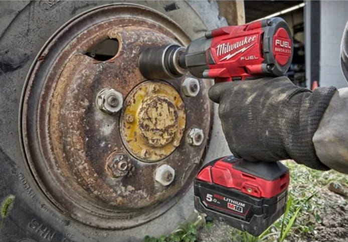 Klucz udarowy 1/2" 881Nm Milwaukee M18 FMTIW2F12-0X AKU 18V (bez aku) - 4933478449