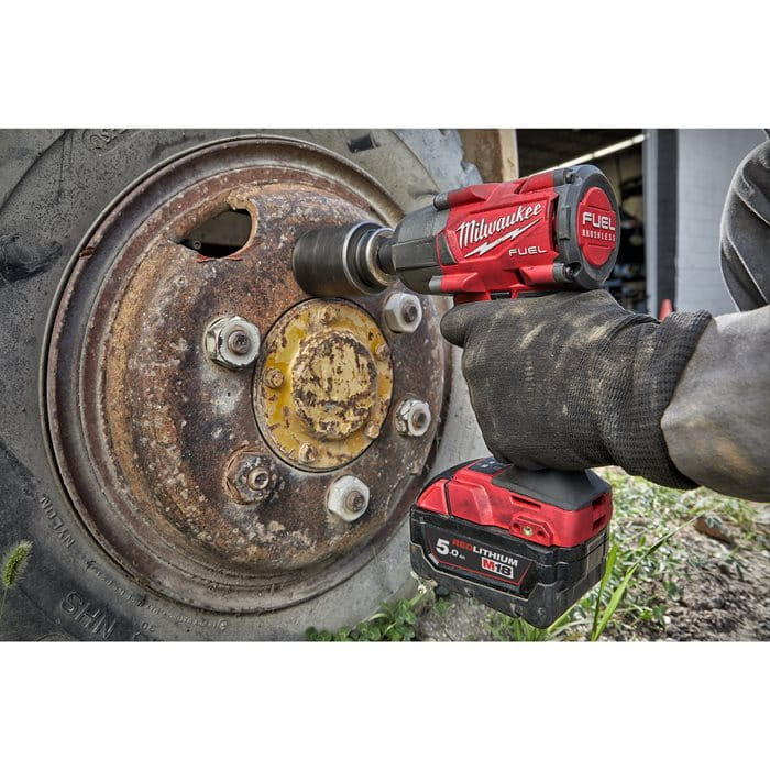 Klucz udarowy 1/2" 881Nm Milwaukee M18 FMTIW2P12-0X AKU 18V (bez aku) - 4933478452